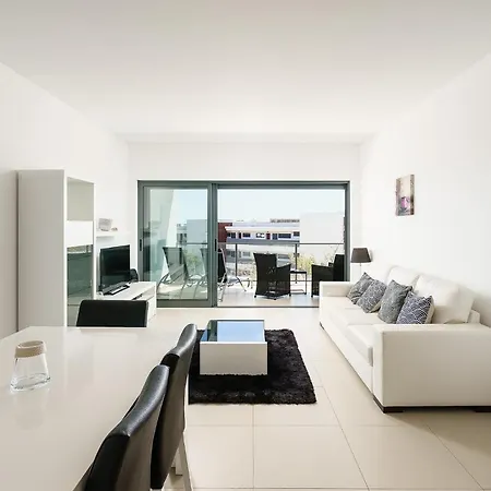 Marina Village Apartment *
